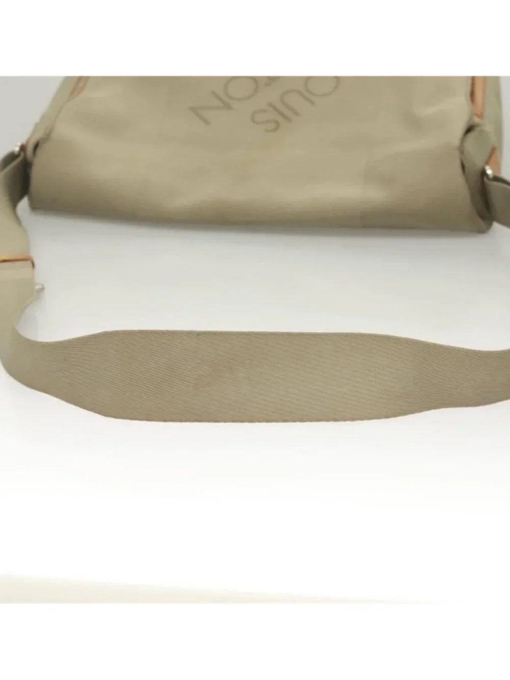 Authentic LOUIS VUITTON Damier Geant Messager NM Shoulder Bag Gray LV